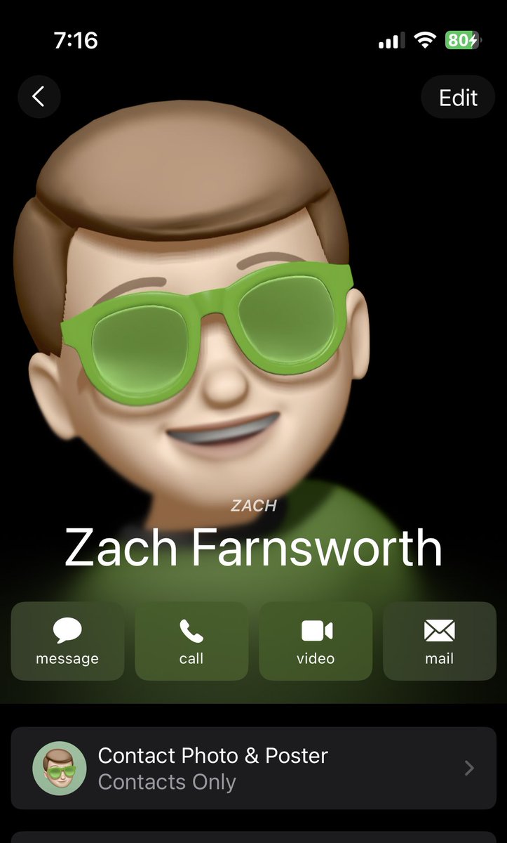 ZF485's tweet photo. Contact posters in iOS 17 https://t.co/IIzIz4mY65