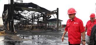 elrodolfo1's tweet photo. Los chavistas tienen una estúpida campaña de que la oposición quiere vender PDVSA .
¿Pero cúal PDVSA? de esa empresa el chavismo dejo solo escombros. https://t.co/PSPBVe8PJu