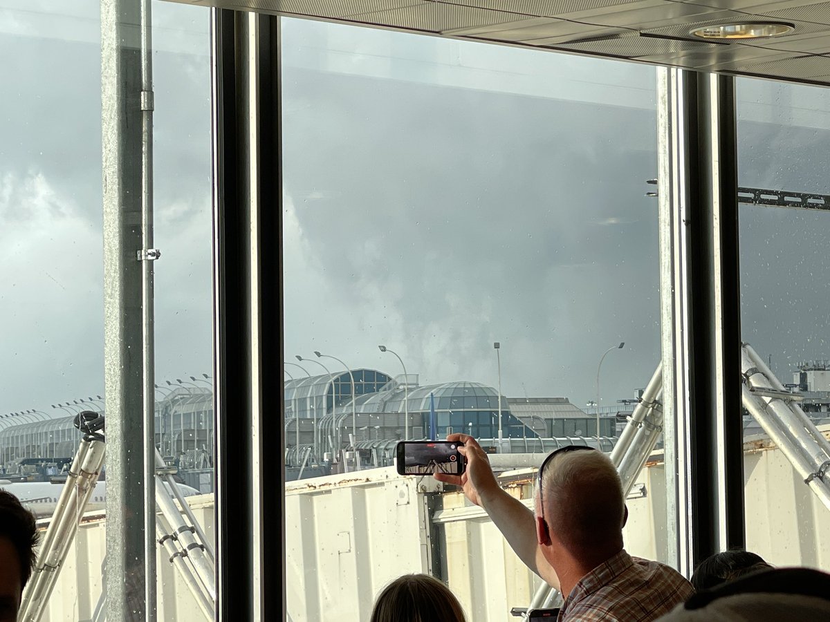DougFuehne's tweet photo. Summer time delays at ohare -at least this tornado is a real delay !! https://t.co/hCzLP3cqAg