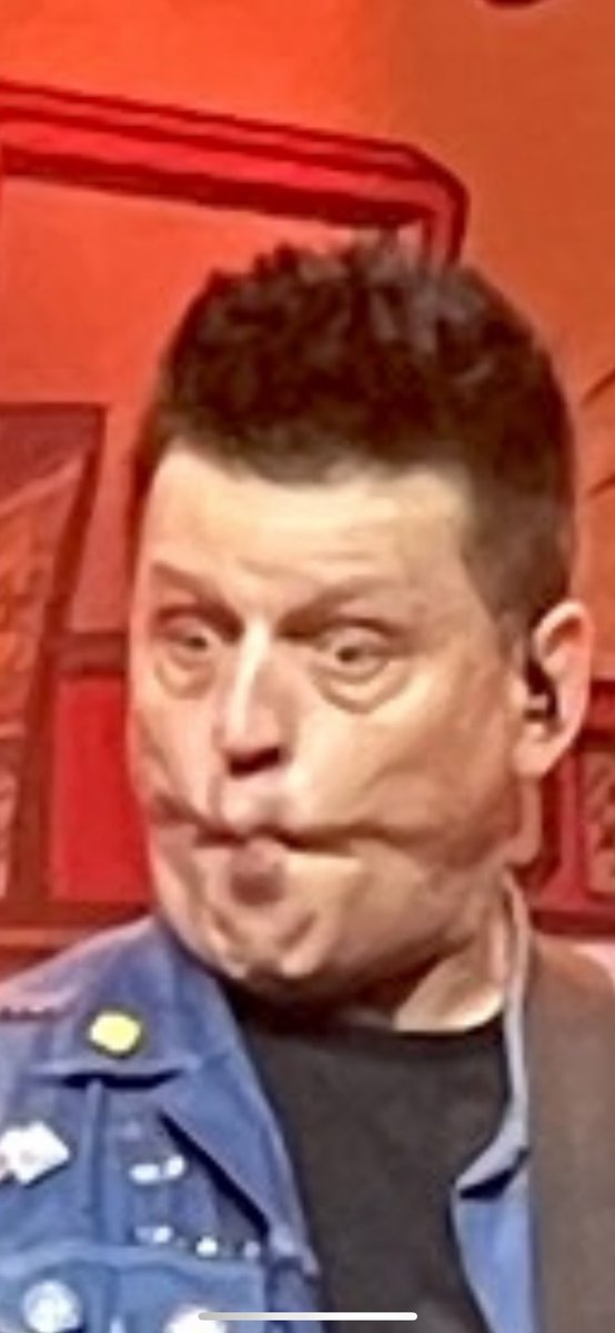 nate_schick's tweet photo. Best of luck to the remaining cities on the Hello Rockview tour. You will not compete with Cleveland.  @LessThanJake = 100% love and energy every time  @LessThanChris @LessThanJR @LessThanRAJ @gavfrontrow https://t.co/gdfHnQS4VP