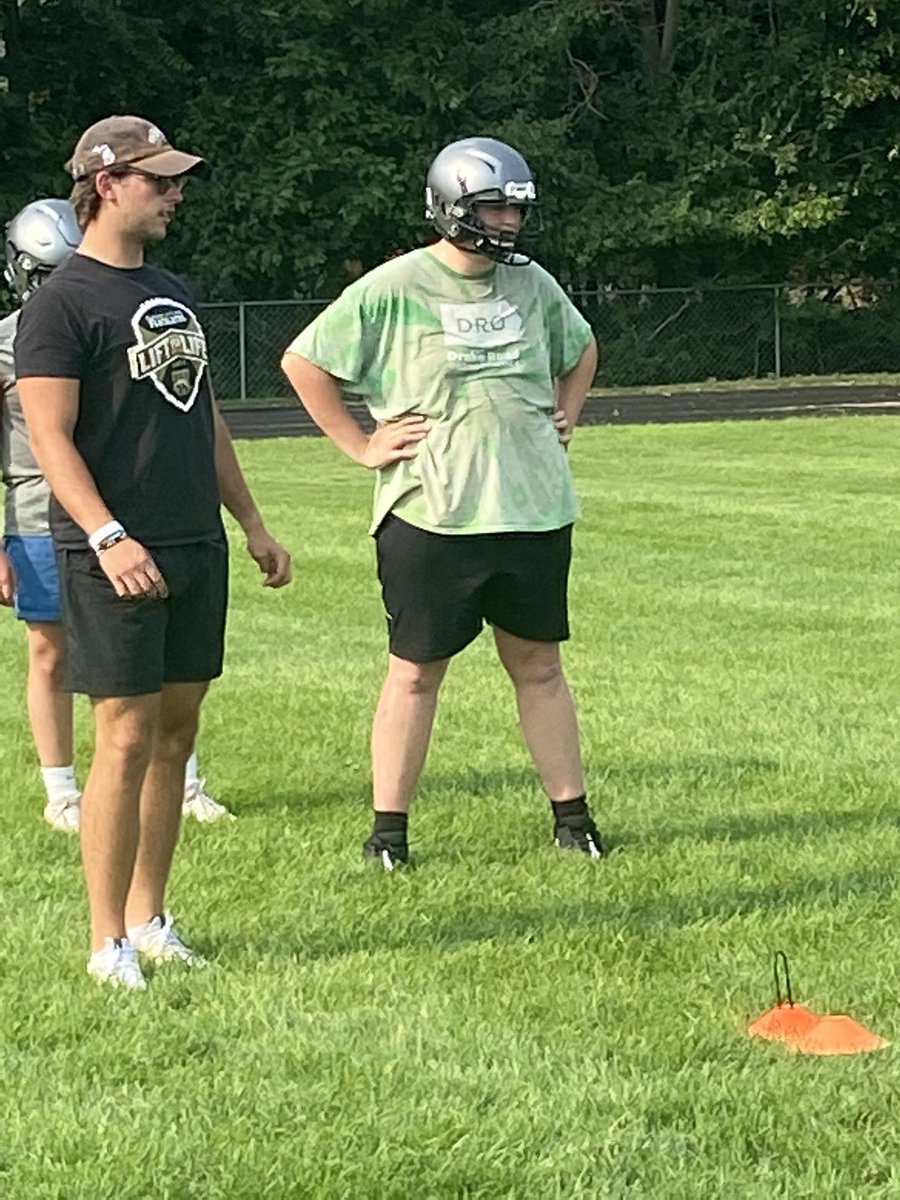 Great night of football at United Practice field with WMU players. Thank to all <a href="/WMU_Football/">Western Michigan Football</a>  players who helped make our players better on and off the field. <a href="/EricWenzel5/">Eric Wenzel</a> <a href="/BooneBonnema/">Boone Bonnema</a> <a href="/Tatehallock814/">Tate Hallock</a>