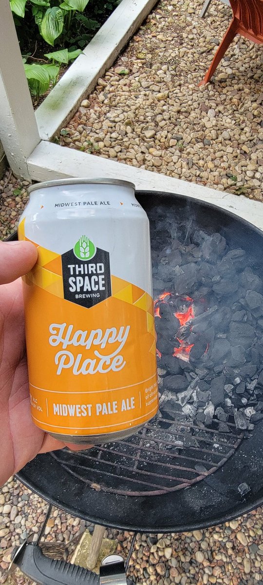 Kellyscottmad's tweet photo. I'm in my #WiBeerWednesday #happyplace with the #grill going and drinking this @thirdspacebrews fine beverage! #drinklocal #beer #fire #wibrews https://t.co/0FOEfaRua3