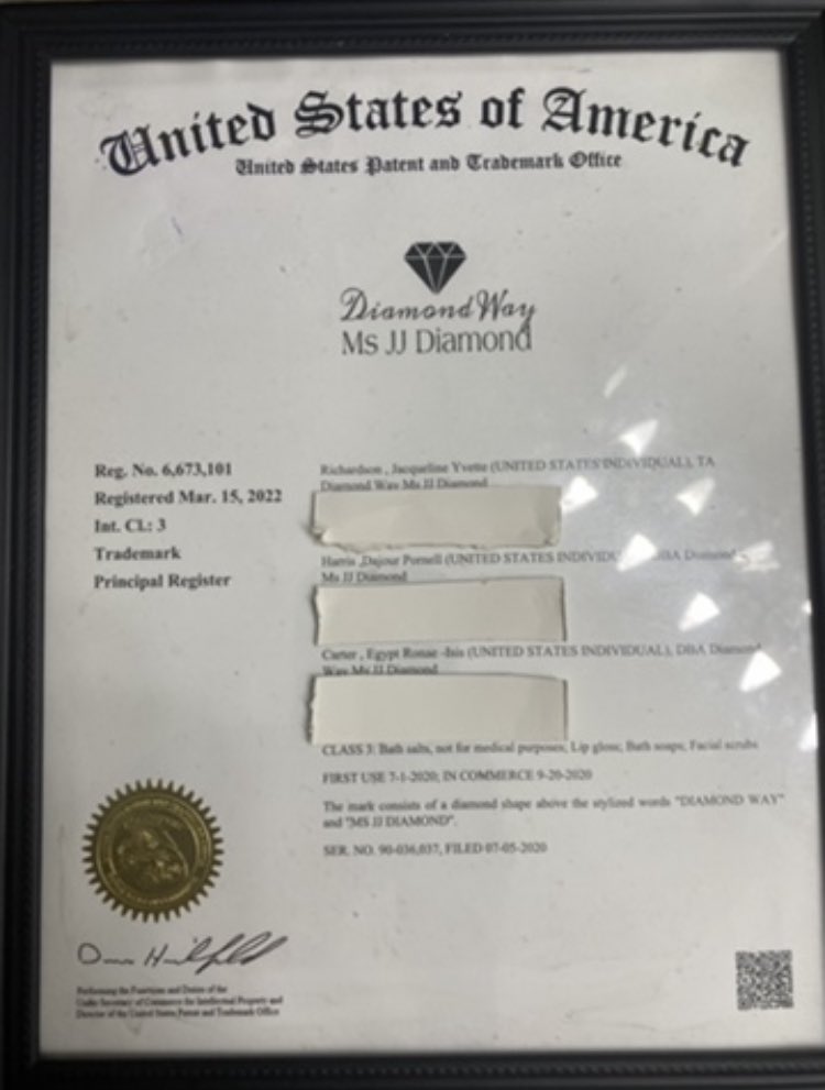 MsJJDiamond's tweet photo. I’m selling my Trademark for 2.5 million will negotiate if interested call or text 4438059841 must sell fast.. https://t.co/mXbDhgu6Yv