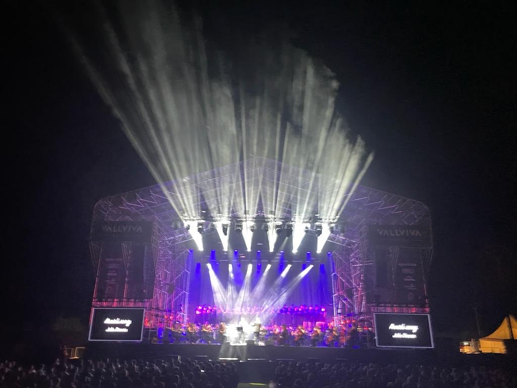 Josep Lagares (@joseplagares) on Twitter photo Apoteòsic Festival <a href="/vallviva/">Vallviva Festival</a> amb la <a href="/SCCCat/">SCCC de Catalunya</a> <a href="/Polifonicap/">Polifònica Puig-reig</a> <a href="/ManuGuix/">Manu Guix</a> <a href="/bethrodergas/">Beth Rodergas</a> @lapaumusic <a href="/joangarrido_/">Joan Garrido</a> ❤️❤️💯💯 Apoteòsic Festival <a href="/vallviva/">Vallviva Festival</a> amb la <a href="/SCCCat/">SCCC de Catalunya</a> <a href="/Polifonicap/">Polifònica Puig-reig</a> <a href="/ManuGuix/">Manu Guix</a> <a href="/bethrodergas/">Beth Rodergas</a> @lapaumusic <a href="/joangarrido_/">Joan Garrido</a> ❤️❤️💯💯