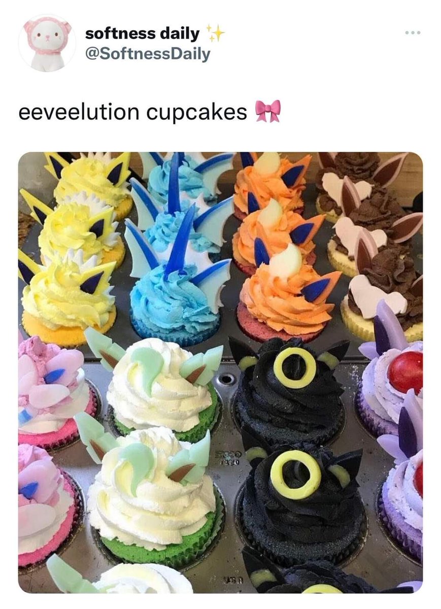 These would make a great treat for anyone who loves pokemon & food 🧁 #Pokemon #eevee #eeveelution #pokemonfood #cupcakes #cake #desserts #foodart #Japan #Nintendo