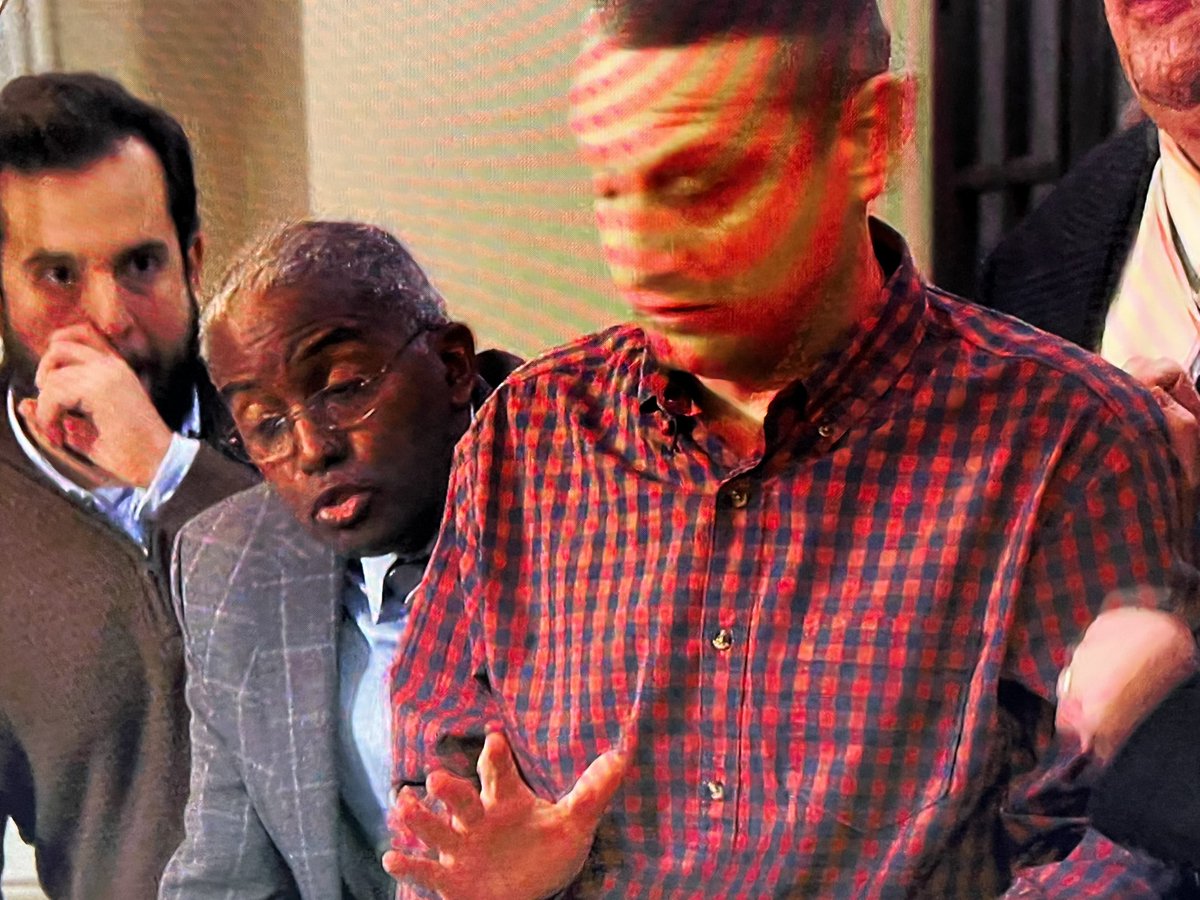 Bert Macklin tweet media