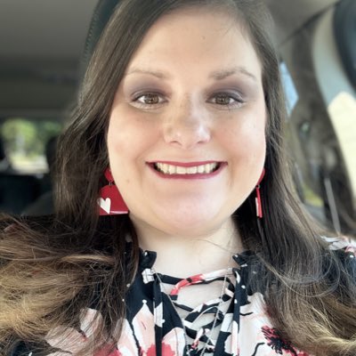catythewriter's tweet photo. #NewProfilePic https://t.co/KZJD28I9t5