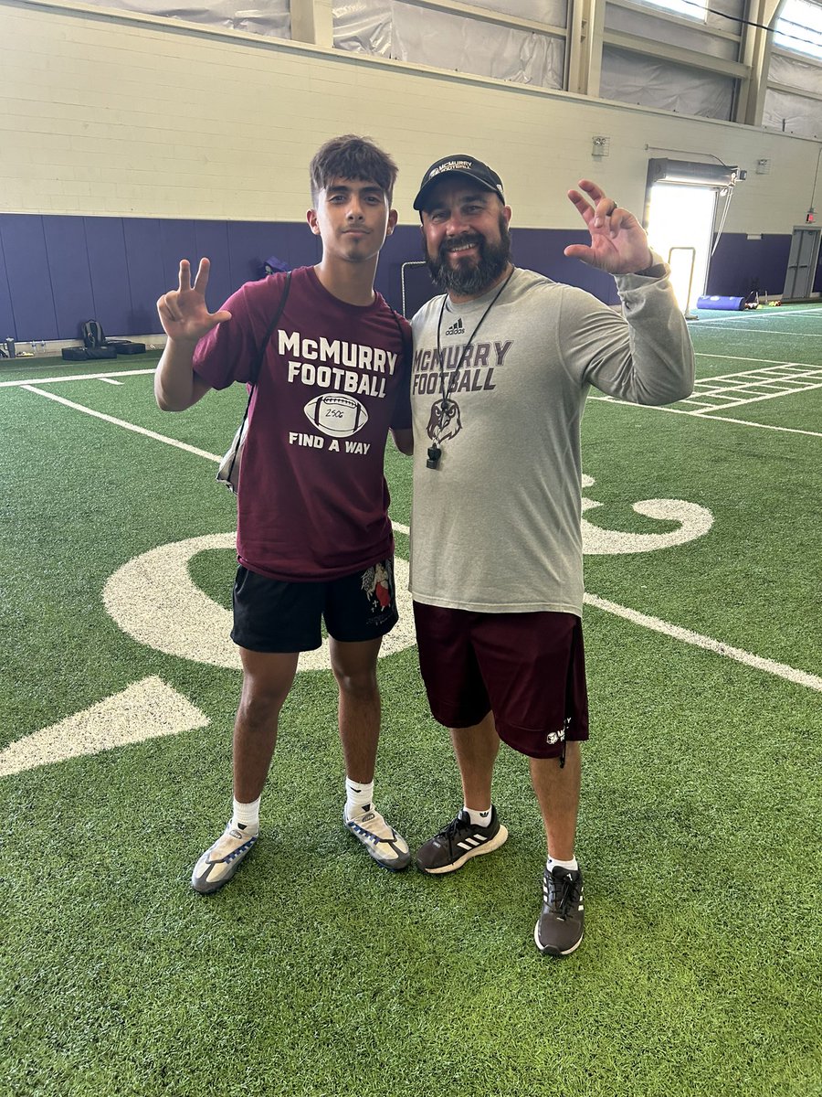 #AGTG Had an amazing time putting in work at the <a href="/McMURRYFOOTBALL/">McMURRY FOOTBALL</a> camp! <a href="/CoachSnyde/">Will</a> <a href="/CoachMikeVigil/">Michael Vigil</a> <a href="/CoachStarkMCM/">John Stark</a>