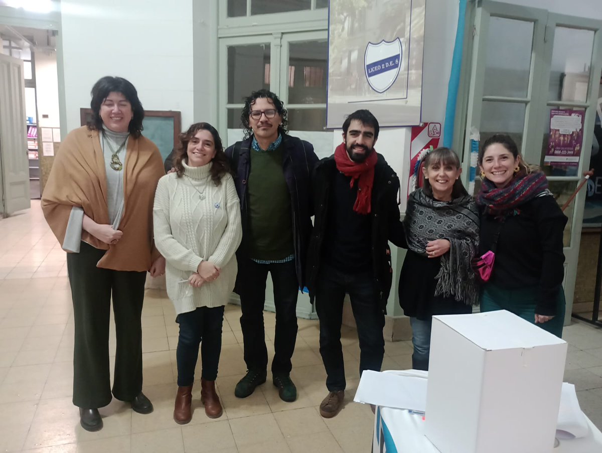Hoy estuvimos en la elección de delegados del Normal 4. Fortalecer la organización para defender la Escuela Pública!
¡Felicitaciones Lu, Tere, Mariana y Nahue!