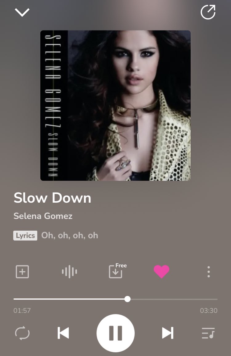 KehindeAtata's tweet photo. @raheemat_atata bet you don’t remember this 😂… Rae’s playlist was the best 🫂🤩 https://t.co/7kKhKfUw3r