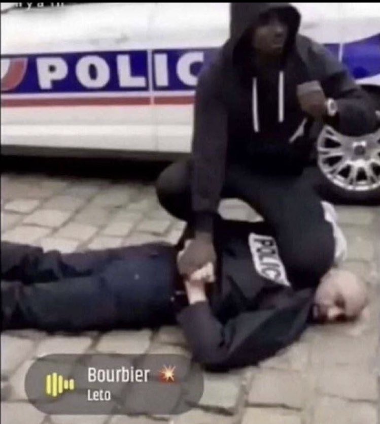 boloabo72's tweet photo. @Mediavenir C'est le monde à l'envers... depuis quelques années les crimes en France ressemble de plus en plus à ceux des states c'est effrayant https://t.co/LmJXDN8dwl