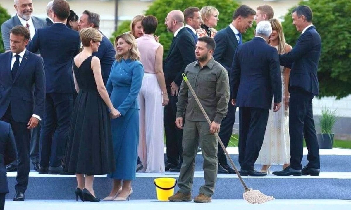 DopingDeals's tweet photo. @ZelenskyyUa 🤡🤡🤡 https://t.co/q4f3fRsUSM