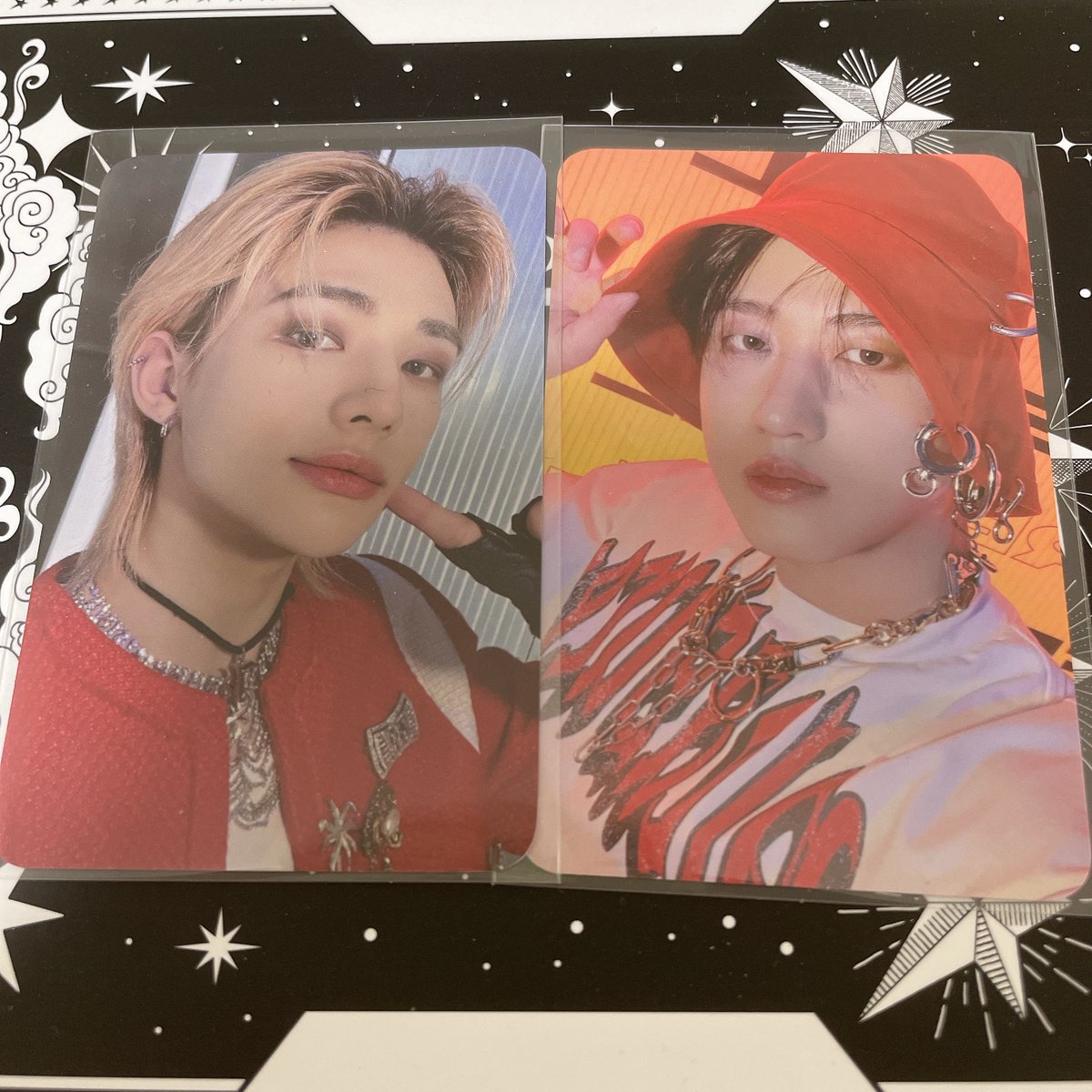 mongdda_'s tweet photo. 交換 スキズ トレカ 店舗特典 everline

譲：ヒョンジン チャンビン

求：画像2-3枚目💖 スンミン アイエン

🦙はまとめての交換のみ 硬質ケース+防水をして郵送希望
お心当たりがございましたらお気軽にお問い合わせ下さい https://t.co/51C904Lsfo