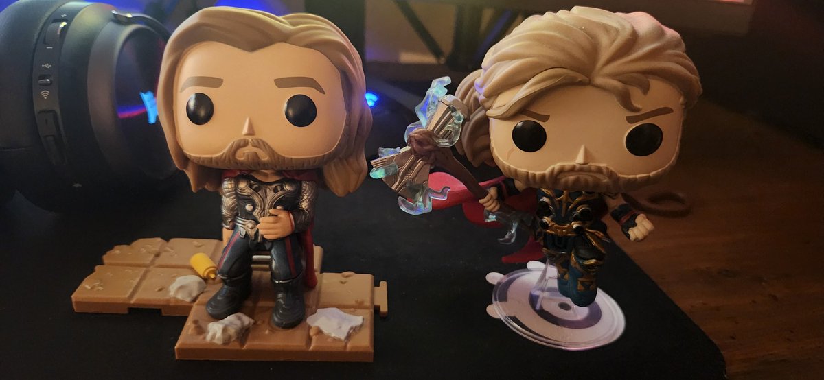 Newest addition on the left, newish one on the right #thebeardedone #Thor https://t.co/Qaq0vFLYin