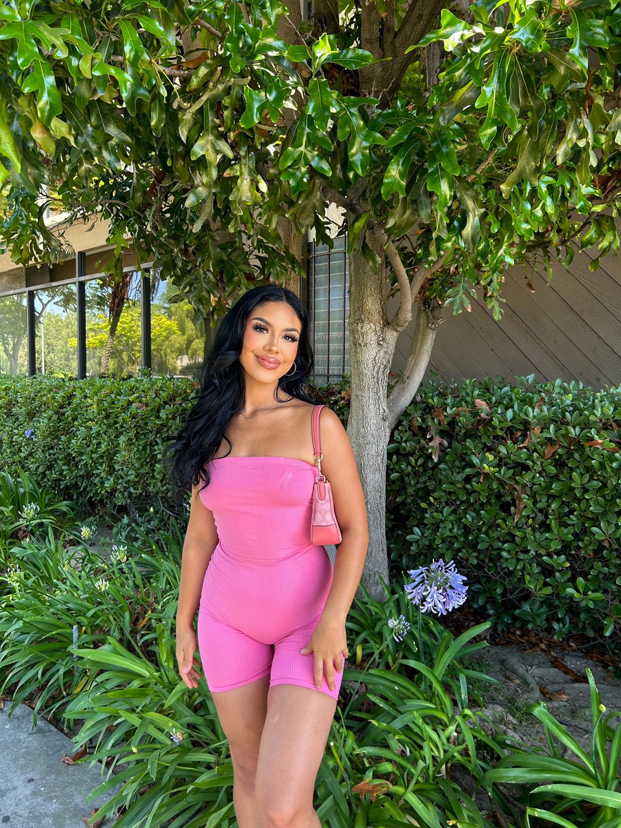prettiest in pink