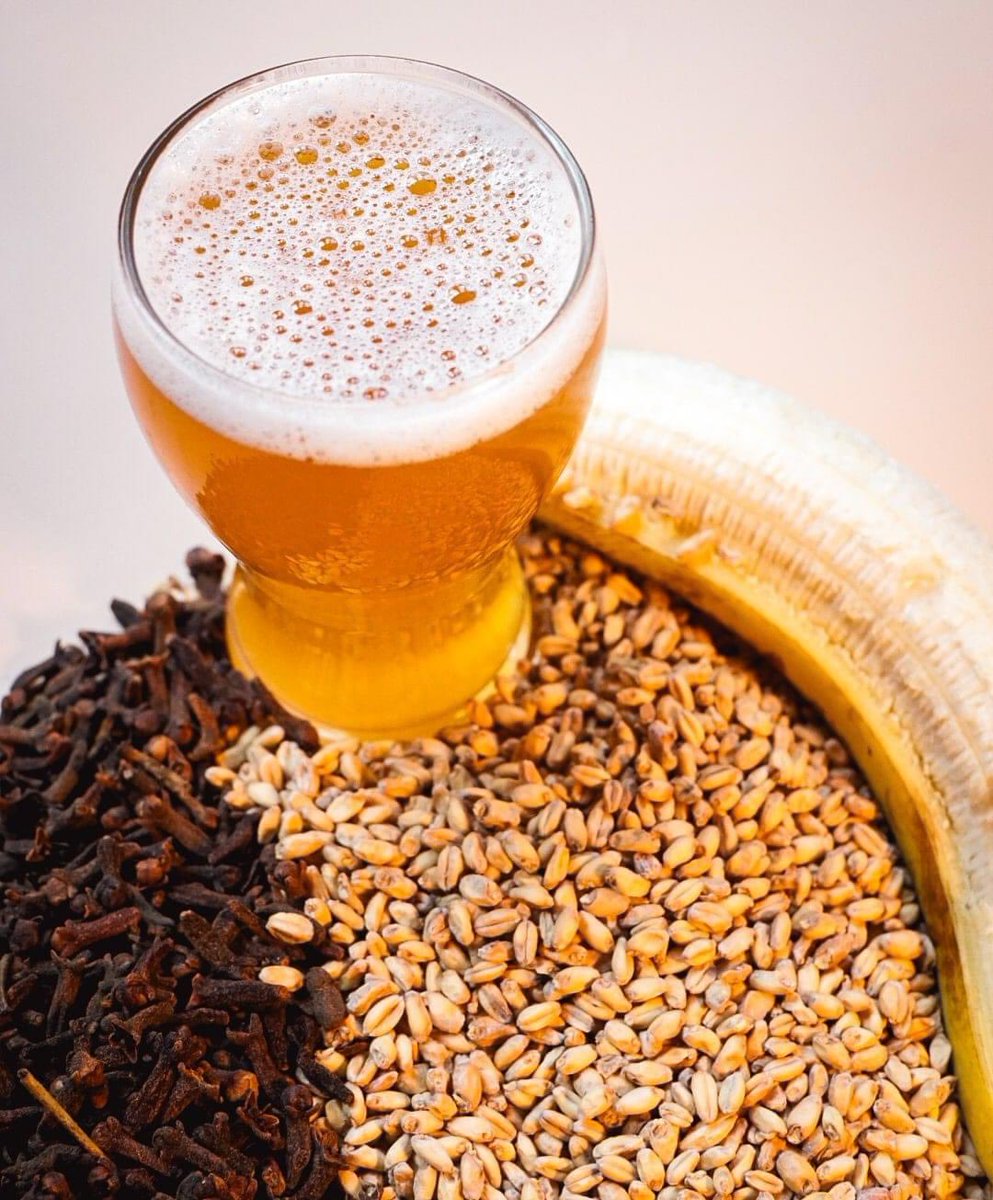 Nuestra clásica Hefeweizen ha regresado 🌾🍺 

Una cerveza de trigo con cuerpo ligero, sedoso, de bajo amargor y sabores a cereal, ligeros toques a miel, plátano y especias como clavo 🍌🍯

Ya disponible en nuestro Tap Room 📍<a href="/BosigerBeer/">Bosiger Beer Brewery</a> 
. 
.
.
. 
. 
#bosigerbeer