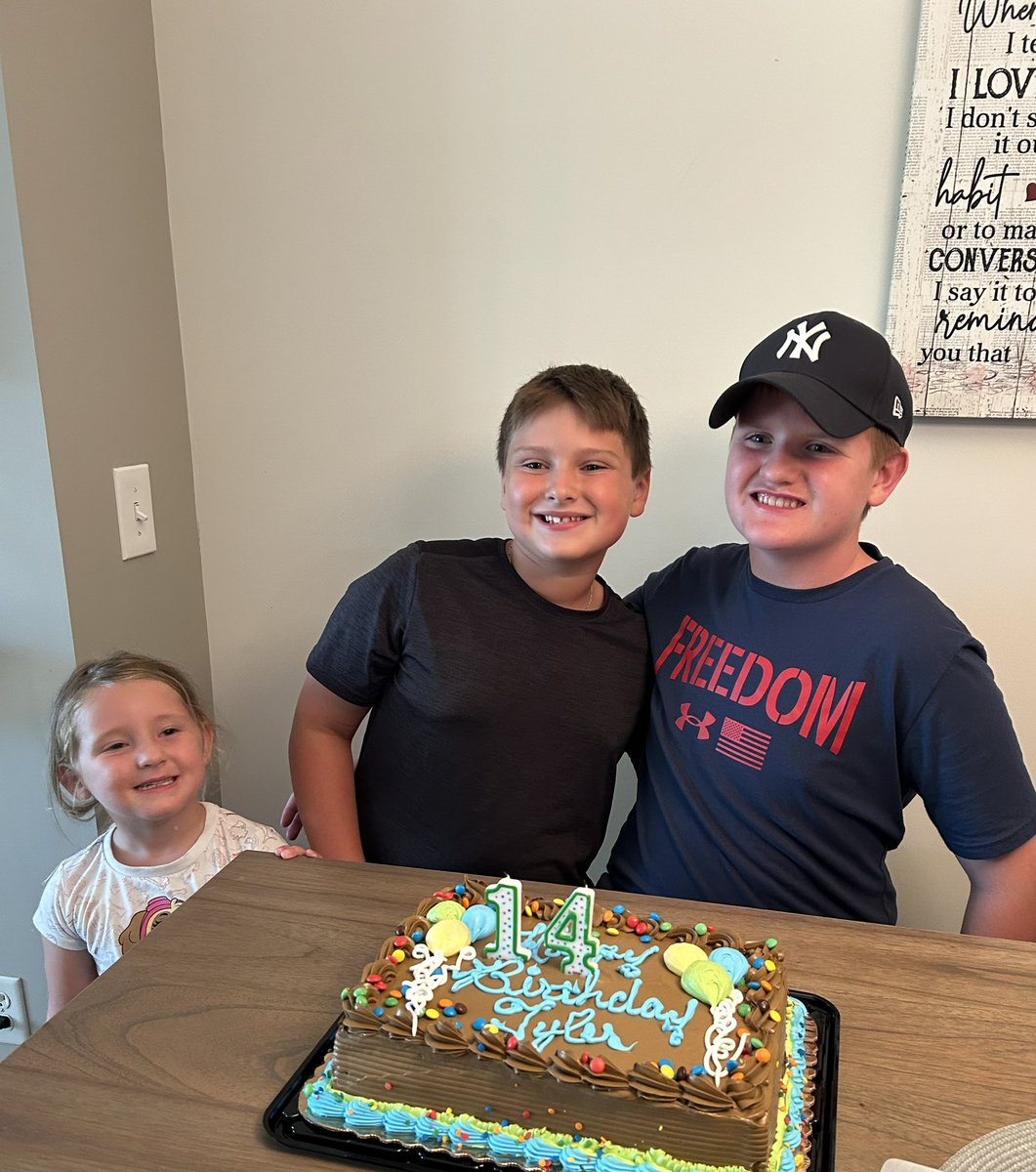 melpatterson803's tweet photo. Happy 14th Birthday to Tyler!! We’re so proud of him and the young man he’s become! Looking forward to the high school years ahead! #proudstepmom @JPatterson07757 https://t.co/naTLd95r9V