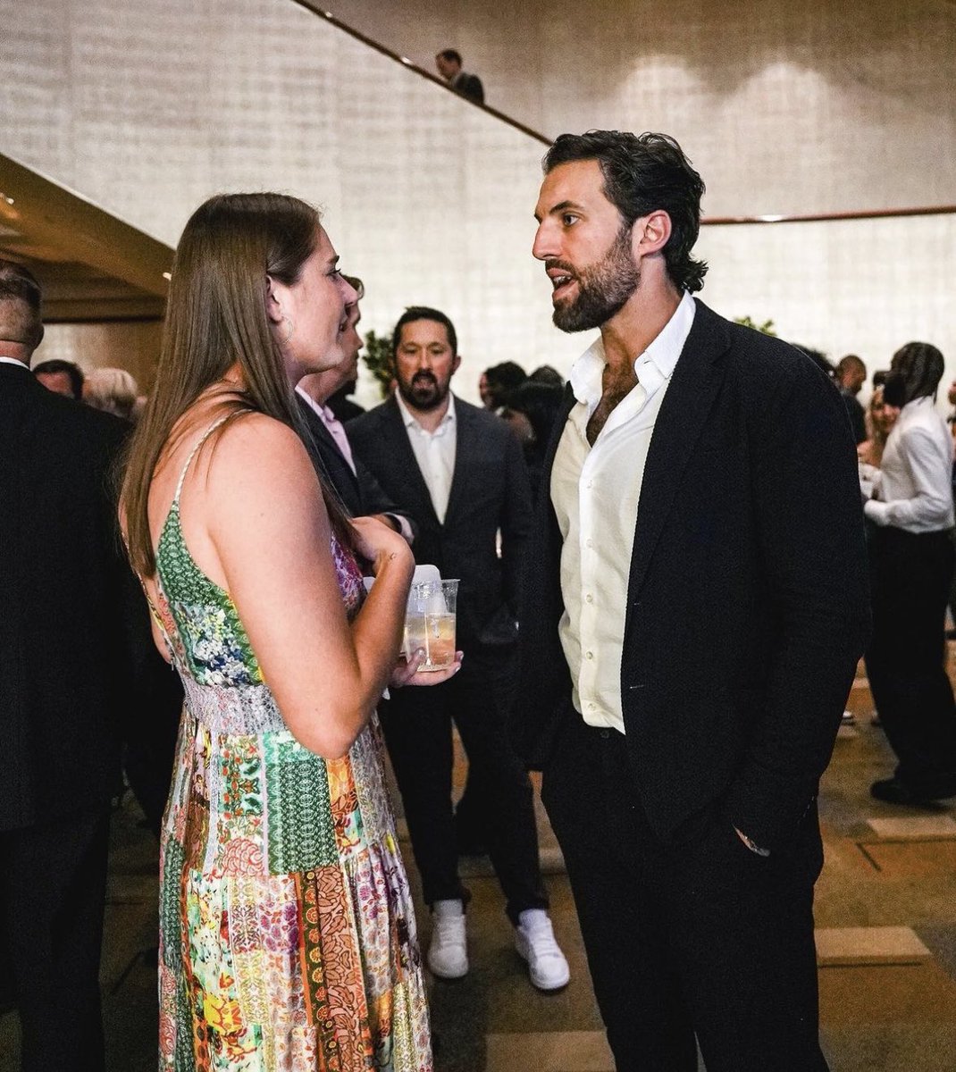 NULax's tweet photo. The goat of lacrosse and @PaulRabil 🐐 

Live from the ESPYs. https://t.co/4o5e6xYPk3