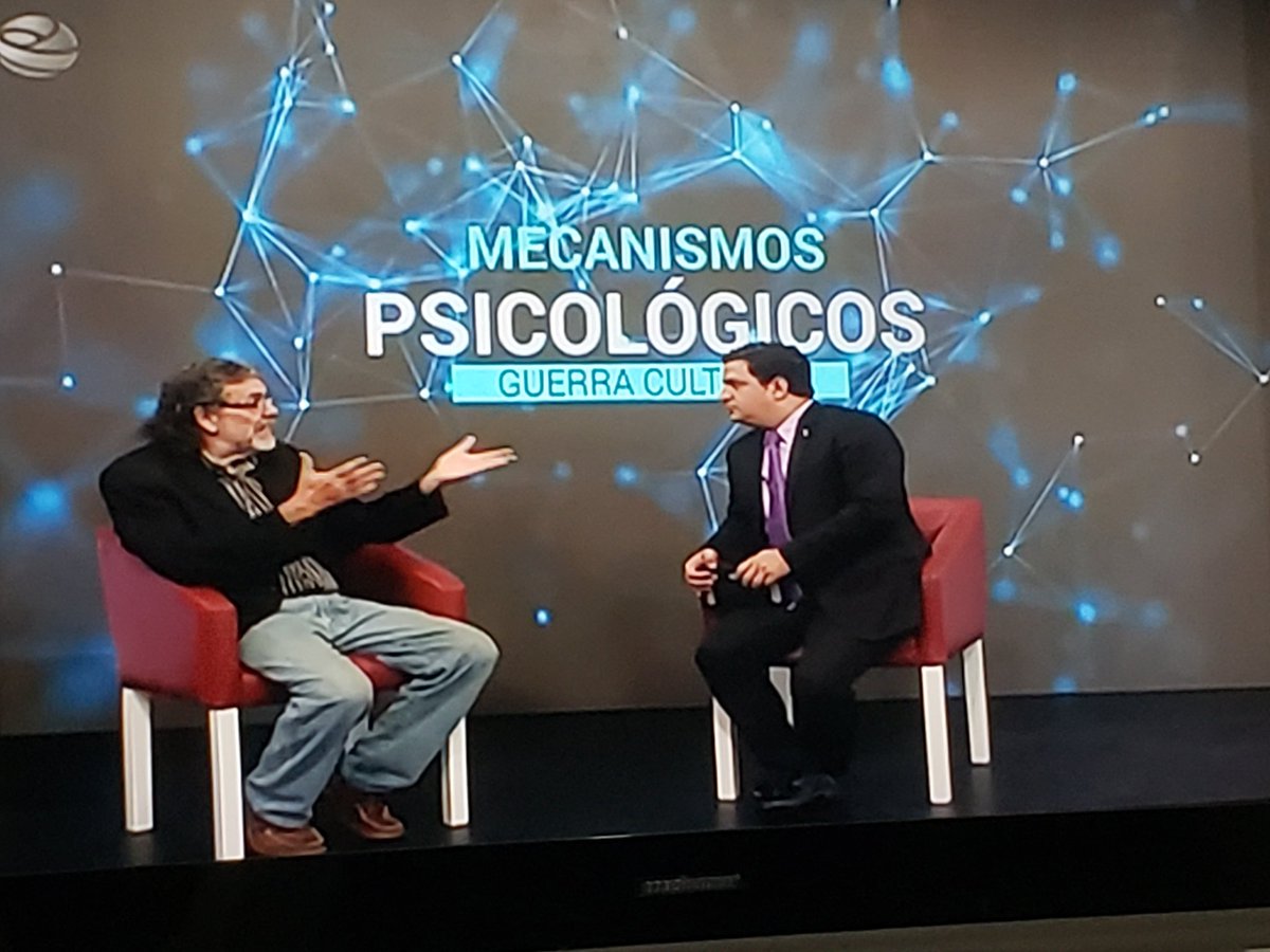 AbelPrieto11's tweet photo. Con Humberto López, en un programa especial dedicado a la llamada guerra cognitiva, hablamos d la crisis cultural global. "Sin cultura, no hay libertad posible", nos dejó dicho #FidelPorSiempre.
#CubaEsCultura  @AlpidioAlonsoG @LuisMorlote @alfonso_noya @wrr2 https://t.co/1Y2obP2l4O