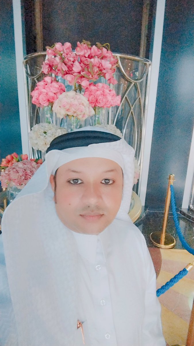 sami1molfi's tweet photo. فـمـن أعـطـيـتـه ثـقـتـي خـدعـنـي..ومـن أعـطـيـتـه حـيـاتـي قـتـلـنـي ومـن عـشـت لأجـلـه عـاش لـغـيـري فـكـيـف أعـيـش بـقـلـبـي الـحـنـــــــــــــــون بـيـن بـشـر دائـمـآ يـخـونــــــــــــــــــــــون https://t.co/hMCXcktXEm