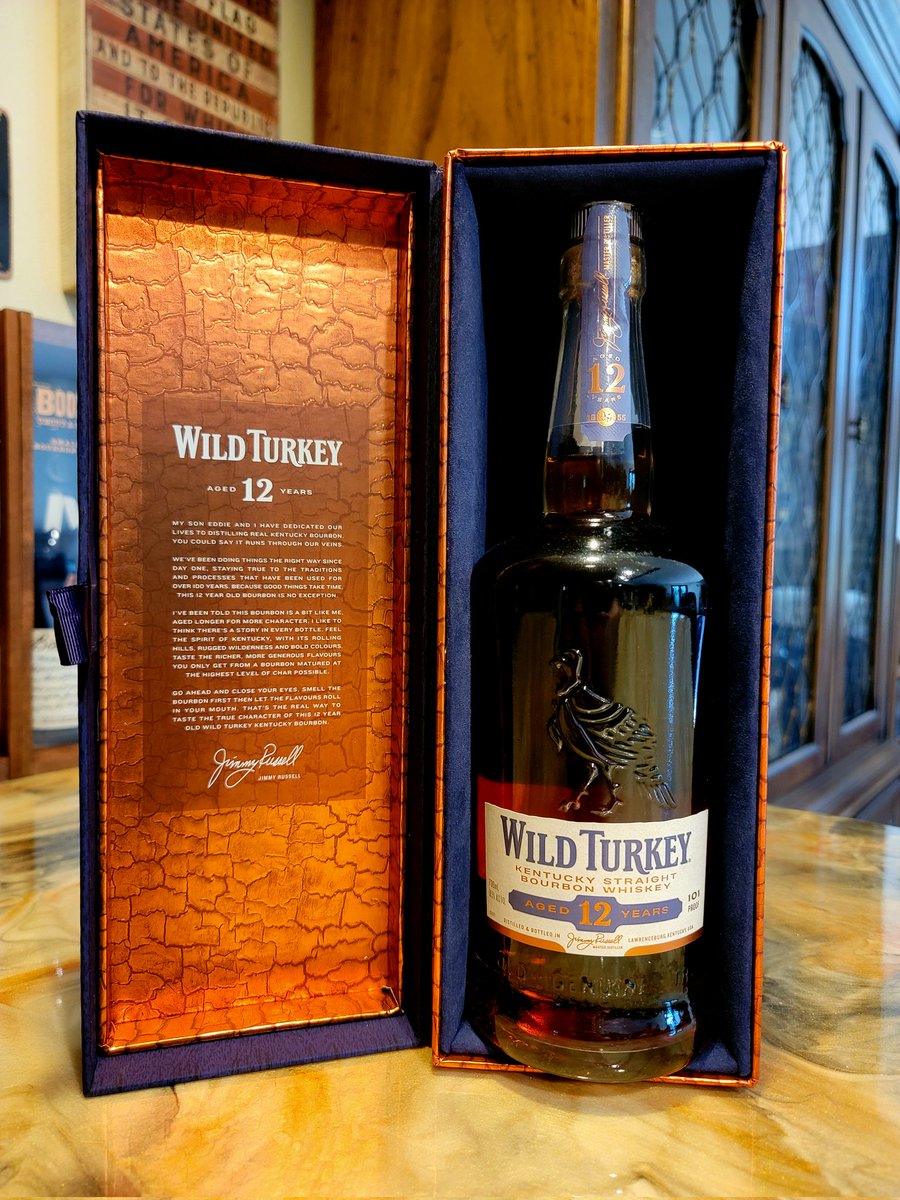 earlrwatkins's tweet photo. I met a fella today looking to re-home this lost bird, which he had brought back to the #UnitedStates from #Japan.  Well, I just couldn't say no! 

Cheers!  🥃

#WildTurkey
#12Year
#bourbon #whiskey
#101Proof https://t.co/2rLcoUGCfy
