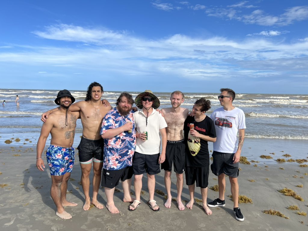 Beausers_'s tweet photo. Fun trip w the boys this weekend https://t.co/v5ObJTkO4m
