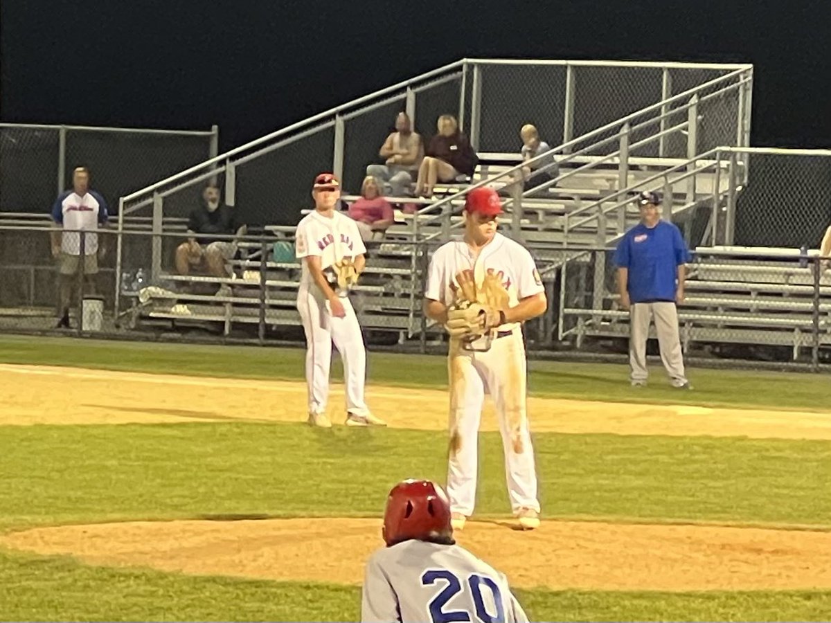 SpringCityBase1's tweet image. Senior Red Sox win 5-4 over Boyertown in a regional tune up game for both teams. 

Kenning with 3h and another walk-off rbi.  Korchok adds 2 hits. 

Korchok also gets the win by striking out the last three hitters. Reports say that the “scouts” had his fastball 75-95mph. #gas