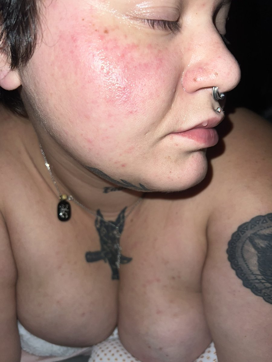 k_mcfreaky's tweet photo. Love when daddy paints my face🤤🥵
You know where else to find me😘😘

#bbwonlyfans #content #sellingcontent #bbw #of #onlyfansgirl https://t.co/30pE21JOWt