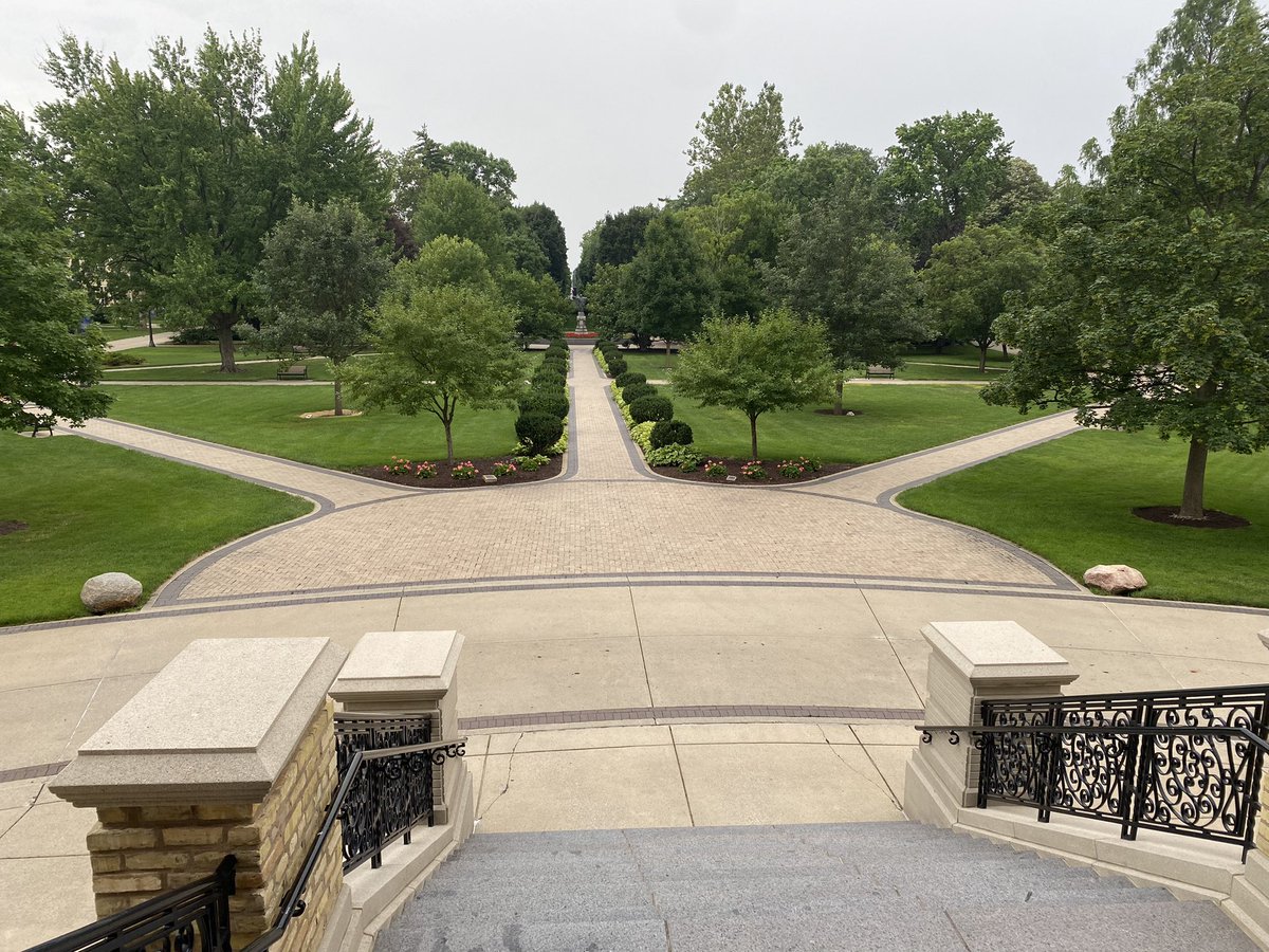 robinksimmons's tweet photo. Thanks @SethPonder for the tour of @NotreDame during the @eduprotocols conference!!! I am so hoping for a repeat location next year! Food was amazing, learning was top notch, campus was gorgeous…thank you!!! #eduprotocols https://t.co/cnbt4zFYU2