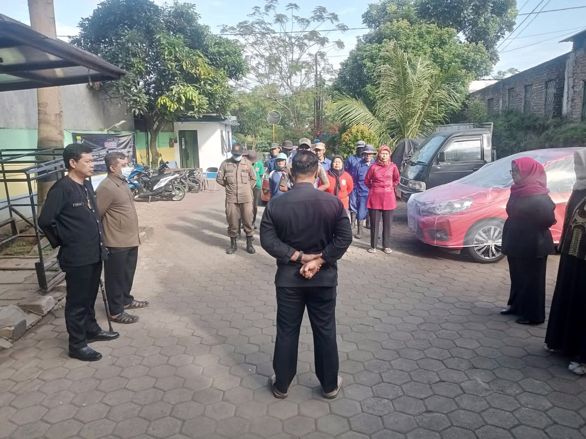 Kelurahan Cimincrang tweet media