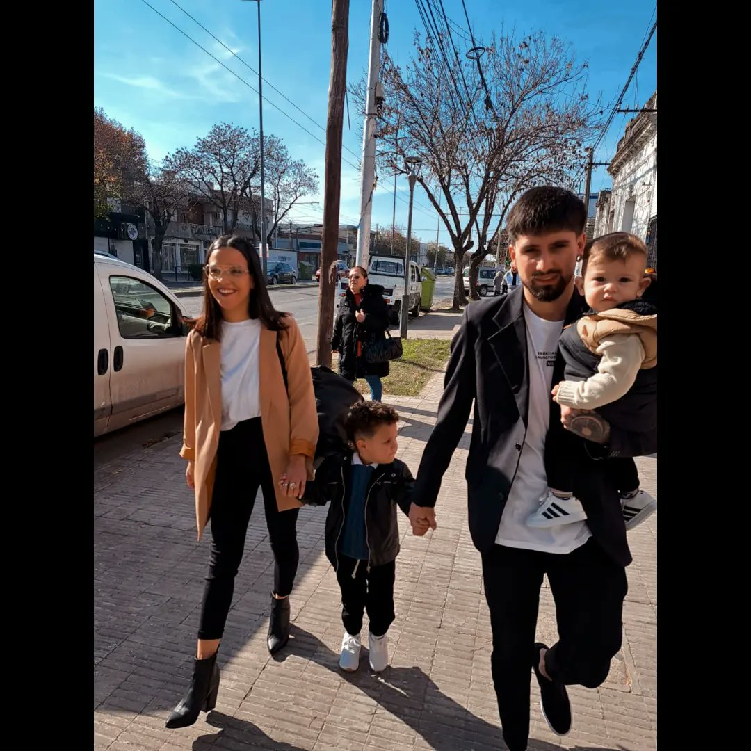 AgusPayan's tweet photo. Mi HERMOSA FAMILIA.
MIS AMORES DE MI VIDA ❤️🥺❤️‍🔥✨️ https://t.co/bxrLPrFjuz