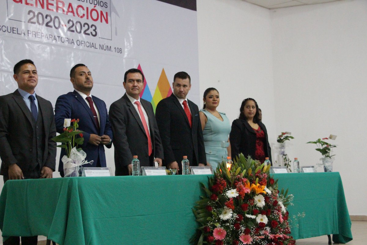 prepa108's tweet photo. Realizamos la Ceremonia de Terminación de Estudios y entrega de documentos a la generación 2020-2023 de #Prepa108. 

@SeducEdoMex @SEMSedomex @DGEMSedomex @EdomexDgfa @zona_bg https://t.co/ToV9hKZsUr