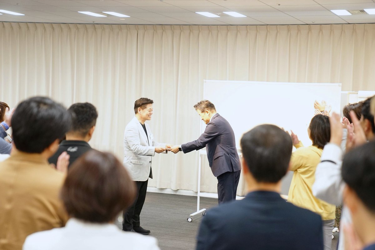 achievement33's tweet image. 過去の人生と今一度向き合い、今のステージにふさわしい考え方・生き方を新たに”Re Decision”「再決断」する2日間の研修が開催されました。全国から55名の参加者が集合。一人ひとりのコミットメントに会場中が感動に包まれていました。ご参加くださった皆様、誠にありがとうございました！