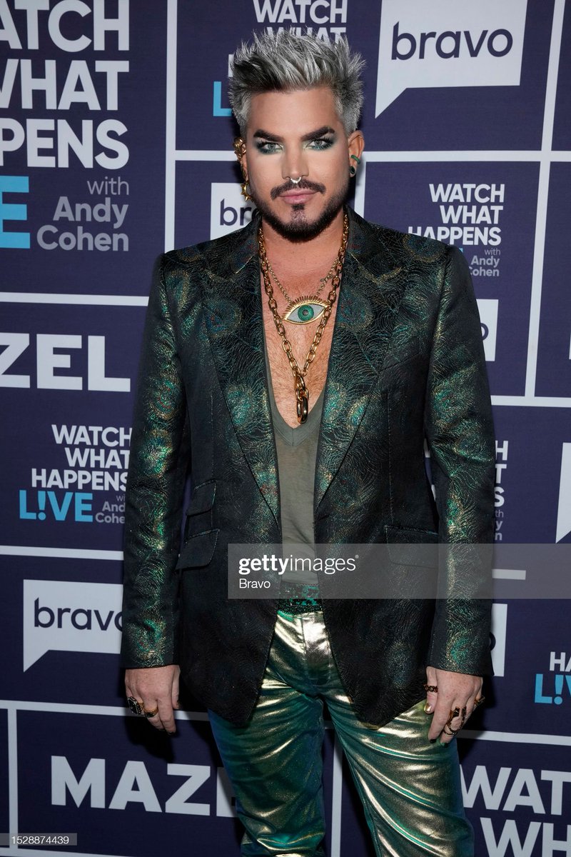 AdamL_Daily's tweet photo. 📷|@AdamLambert and @KylieMinogue on #WWHL! 💚

Many more:https://t.co/IyDlyYykCK https://t.co/jAd4Qge1Gs