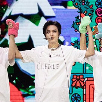 retrockstyle's tweet photo. me too, chan https://t.co/wrhAqBUe1P
