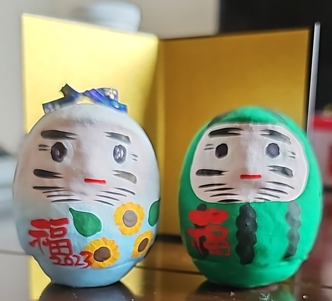 _kingleon1008_'s tweet photo. だるまの街ヘお墓参り
身体が焼かれるような暑さ🫠

初日、400gのステーキでホテル飲みwithチワワ王子

お父さんの夢のマイホーム跡地

帰りに寄った関西の喫茶店ピザトースト

夏仕様だるま達
願いがないから両目書いちゃった🤭

苦手な夏、早く終わってほしい😖 https://t.co/K7IPUHBr1w