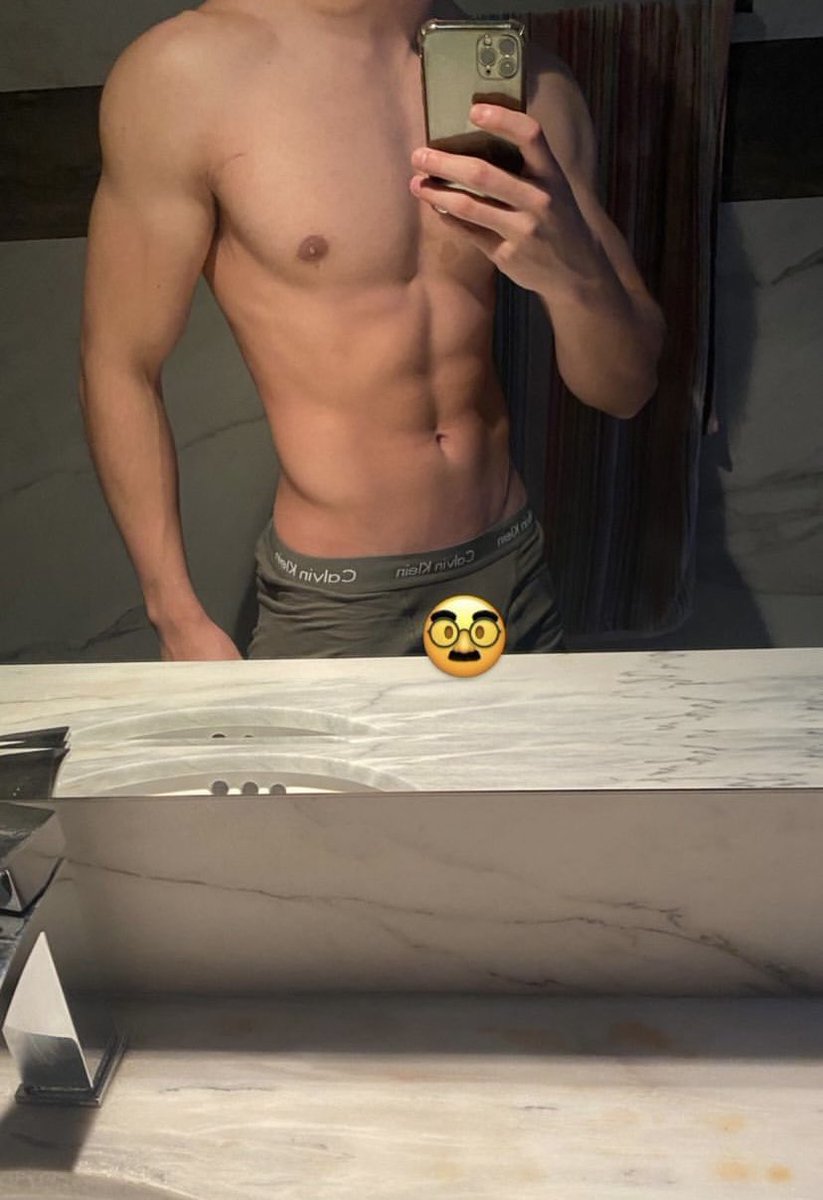 Maxnew1214's tweet photo. QUIEN EN IRAPUATO, PARA UN FAJE EN EL AUTO 😈 #irapuatohot #bisexual https://t.co/UNmzEKm96Z