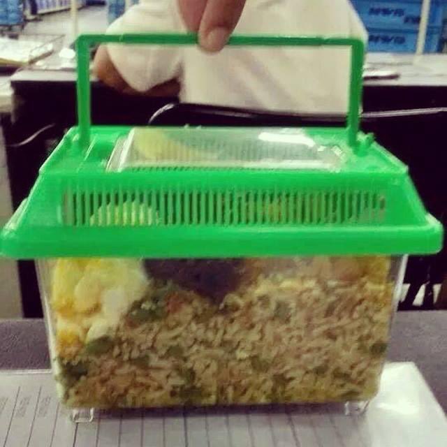 nabilfikran10's tweet photo. Nasi goreng. https://t.co/RaaMl9OzTE