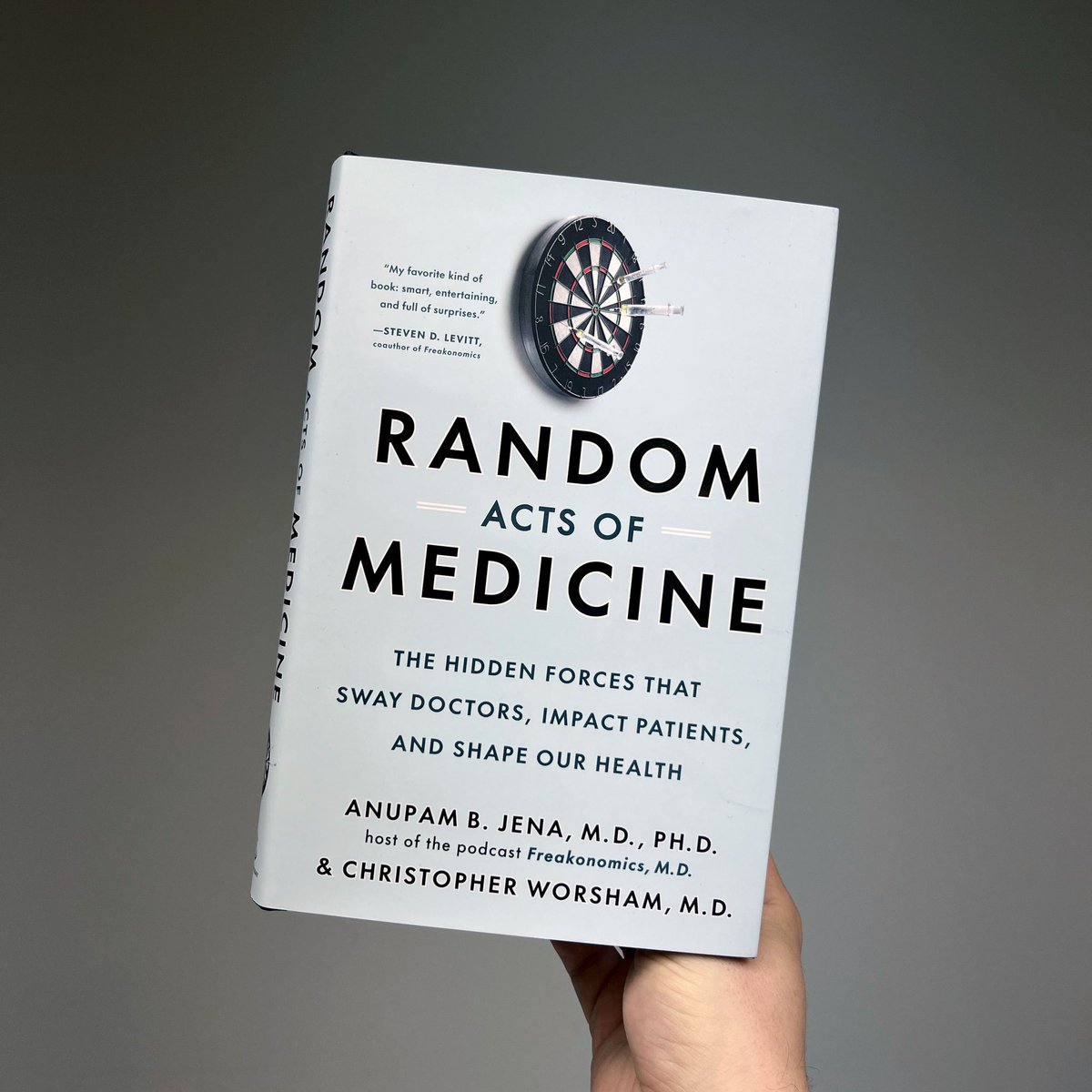 On the latest episode of The Curious Clinicians, we were joined by <a href="/ChrisWorsham/">Chris Worsham</a>, co-author of a fascinating and insightful new book, RANDOM ACTS OF MEDICINE, available in hardcover from <a href="/doubledaybooks/">Doubleday</a>! 

Retweet to be entered to win a free copy! 

open.spotify.com/episode/3ogjoB…