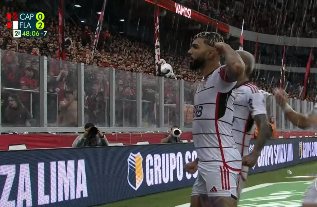 Pesgrau's tweet photo. Eliminados com gol do Gabigol na Arena da Baixada!

Agora q a torcida do Athletico vai a loucura mesmo kkkkkkkkkkkkkkkkkkkkkkk https://t.co/M2TY1ZL46m