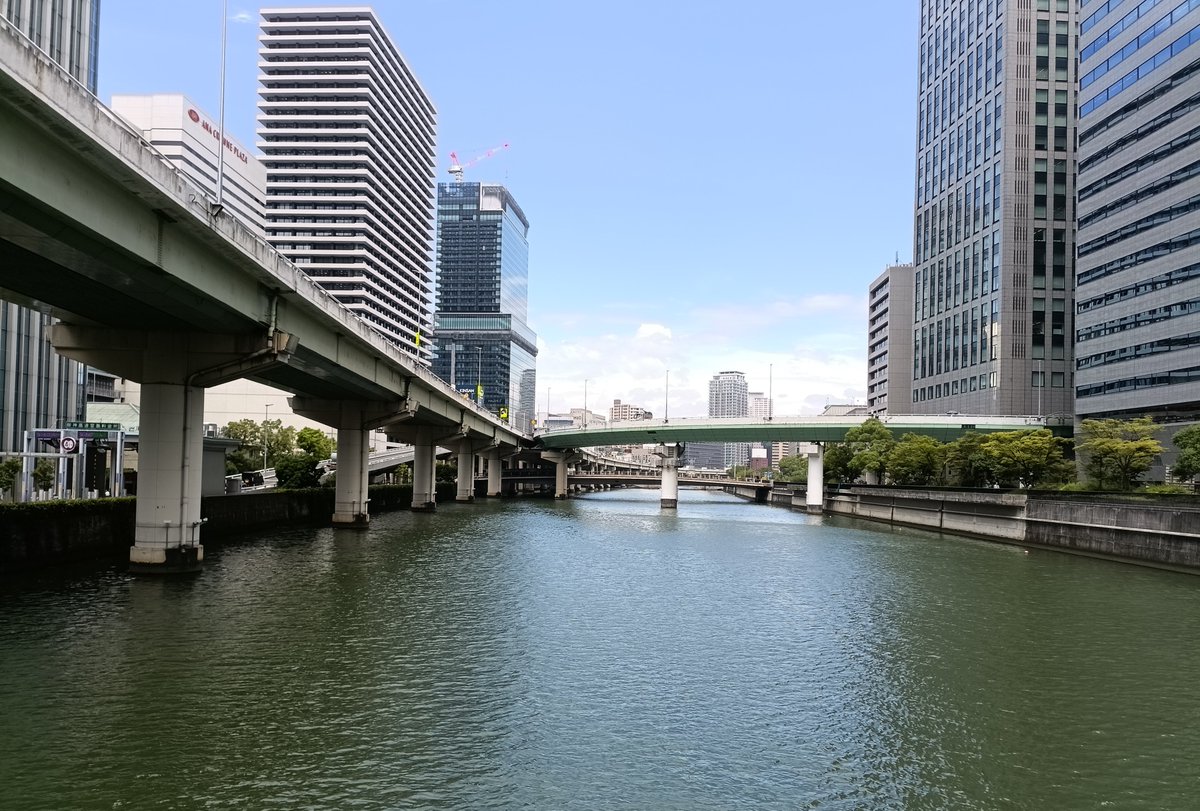 HanshinLogitec's tweet photo. こんにちは！
大阪市　28℃　曇りのち雨

午後から大雨降るらしい
ｲﾔﾃﾞｽﾈ（小��）

雷注意報も出てるので、皆さん気をつけてください😼

（画像は昨日撮ったものです）

#企業公式が毎朝地元の天気を言い合う 
#企業公式夏のフォロー祭り
#企業相互フォロー 
#公式つぶやき部 https://t.co/2XgALP809g