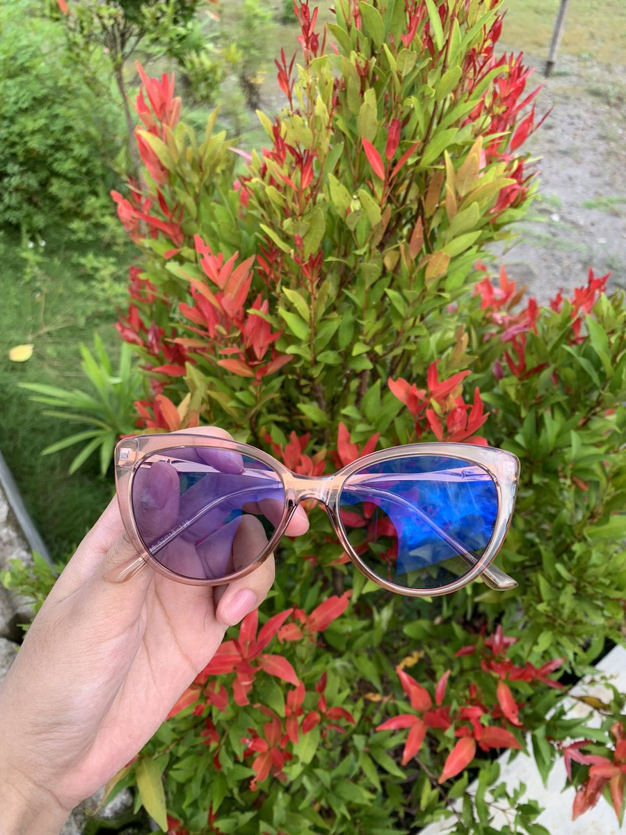 fvggurls's tweet photo. @ohmybeautybank aku pake ini nder dipakenya nyaman bgt dan warnanya lucuuu🥰 https://t.co/QvZFfWQ3eg