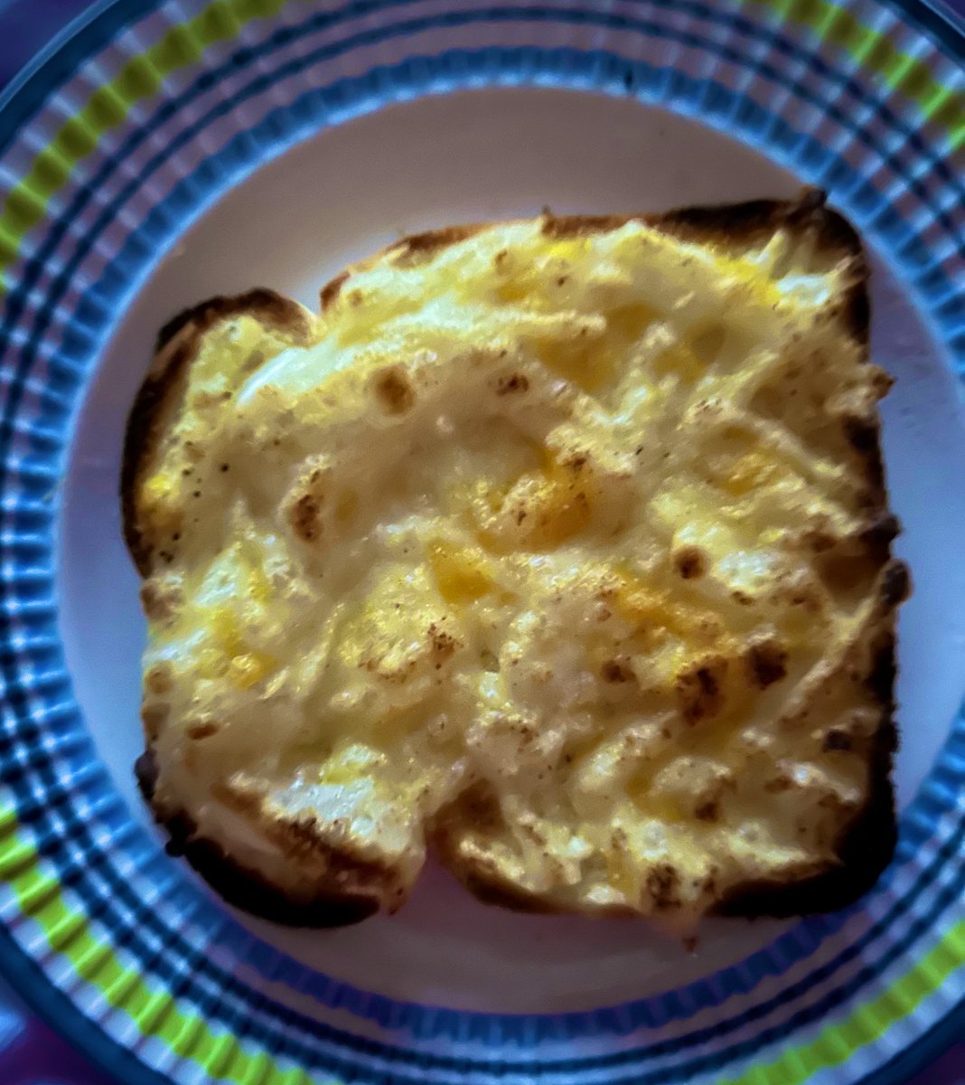 Hubby made garlic and #VeganCheese toast. Tis yummmmmyyy. #veganrecipes #NotBad #TryIt #Vegan