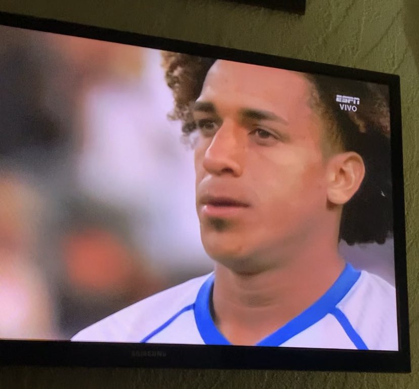 MaryMatamores's tweet photo. Golazo de Tego Calderón y Panamá a la final! @tdmas_cr https://t.co/BkV0xXluGu