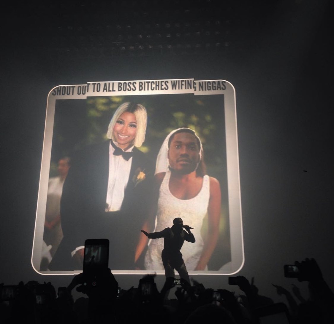 AGonz03's tweet photo. @ConcertsFanTO When he performed “Back 2 Back” for the first time &amp; had a slideshow of memes. 2015 👀 https://t.co/G8X23Bucil