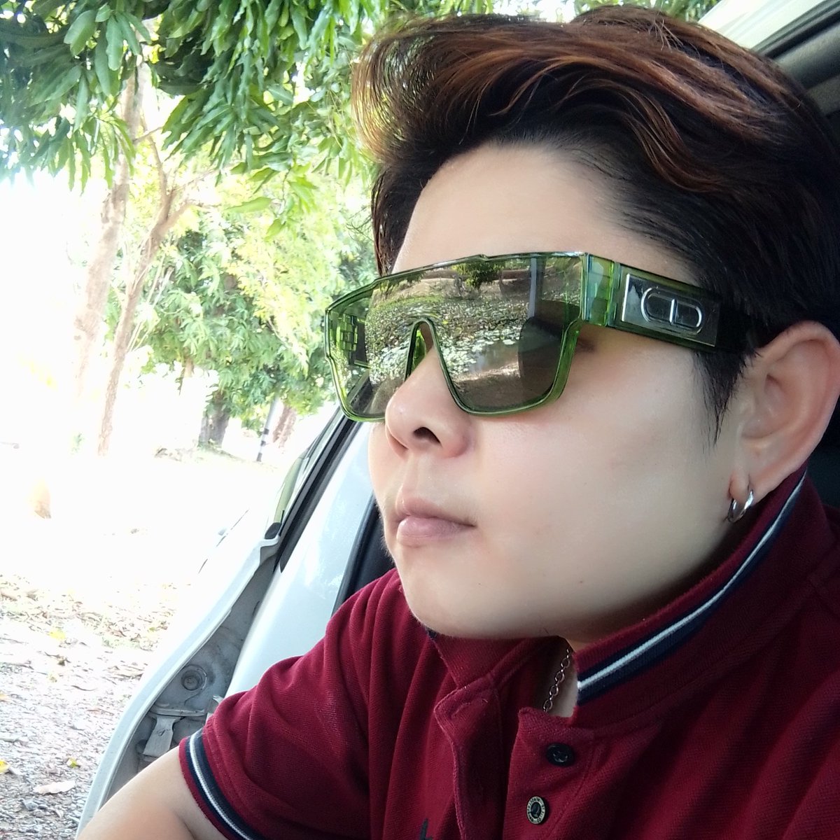 NSeesahskit's tweet photo. #NewProfilePic https://t.co/b4nHQCfyNg