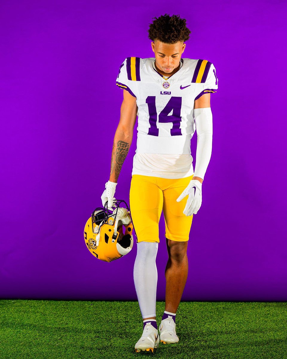 Just trying to ball out and put on for my city #GeauxTigers