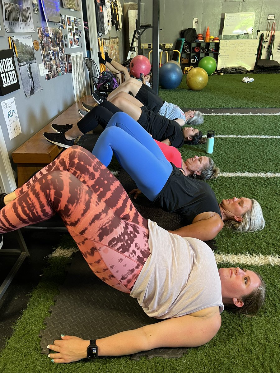fit_aim's tweet photo. Hip Bridges all around! #aim #aimfit #trainlikeanathlete https://t.co/MCtVrw74TH