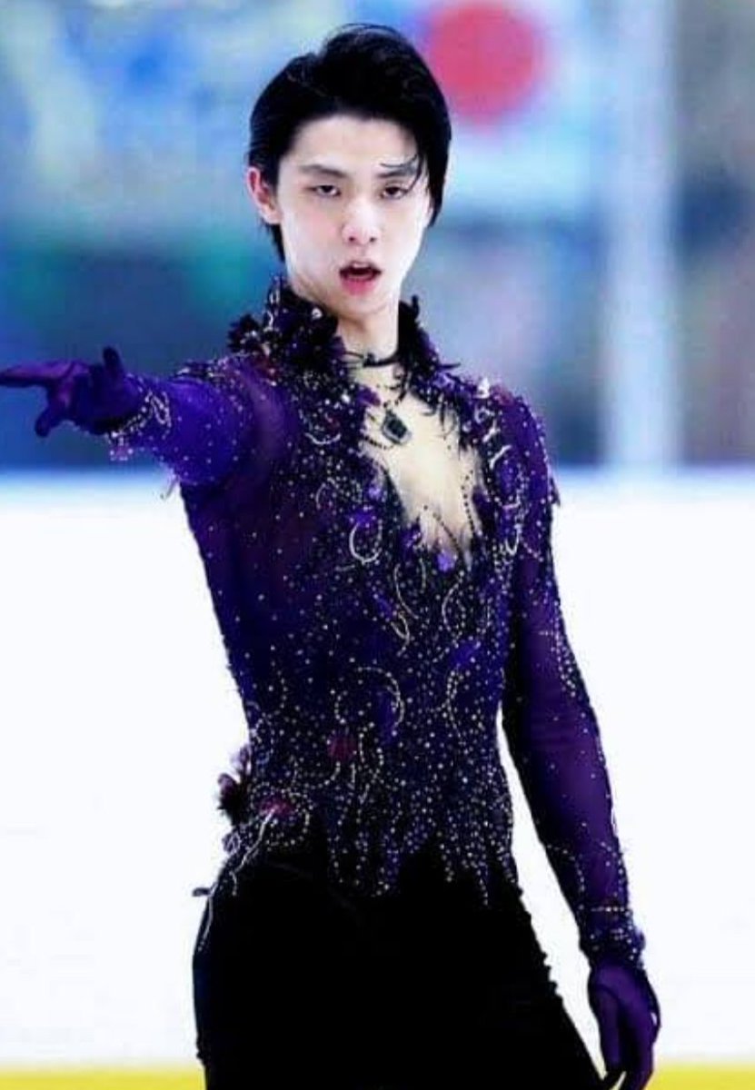 solken_valeria's tweet photo. Aquí en México queremos ver a #YuzuruHanyu y a #GIFT_tokyodome por favor @DisneyPlus  ya estamos listos 
Da fechaaaa para su estreno 👏👏🎼🎼
#羽生結弦 #YuzuruHanyu

#YuzuruHanyu

#YuzuruHanyu https://t.co/WVyvu92efW