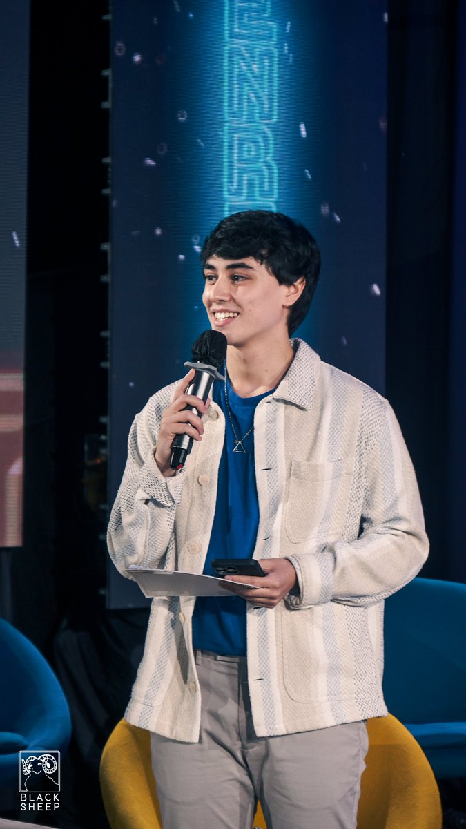 Black_SheepPH's tweet photo. Let's start the BIG announcement with our host Edward Barber 

#NewMovieAlertEnrique #NMAEnrique #EnriqueGilBiggestComeback https://t.co/ygW3hvZg3E